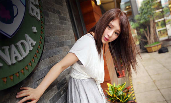 旌阳想找一个女性生孩子给报酬-｛找个女人生孩子多少钱｝